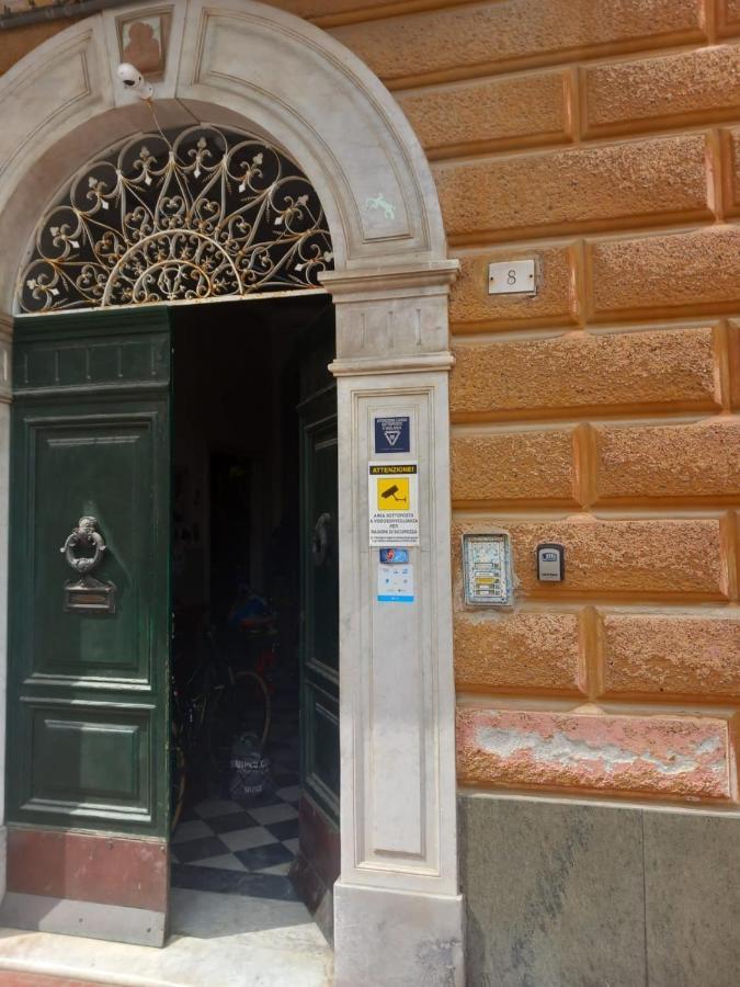 A Piedi Nudi - Colazione Inclusa Hotel Levanto Bagian luar foto