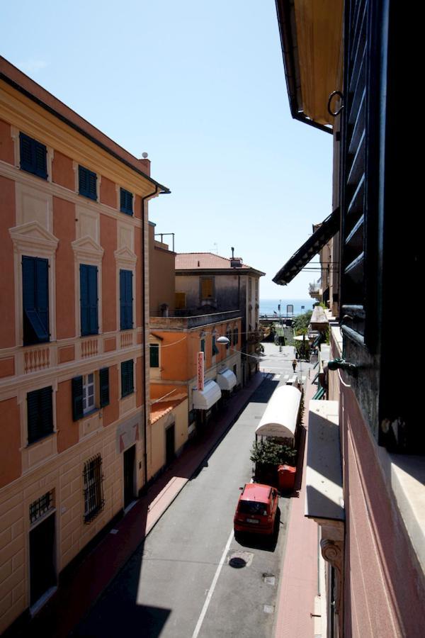 A Piedi Nudi - Colazione Inclusa Hotel Levanto Bagian luar foto